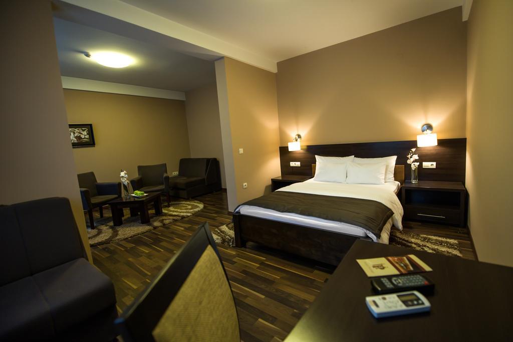 Hotel Pozega Ruang foto